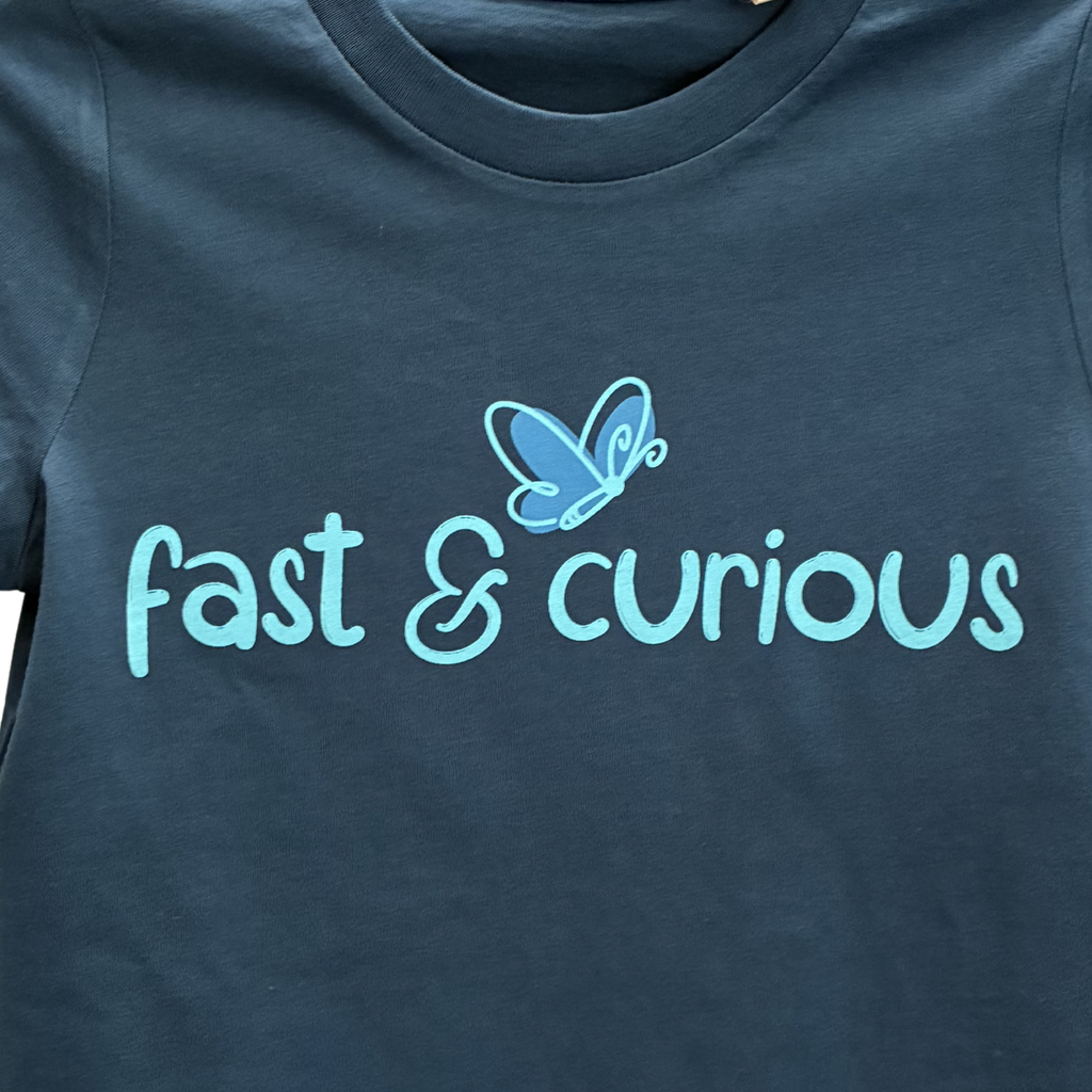 T-Shirt fast and curious