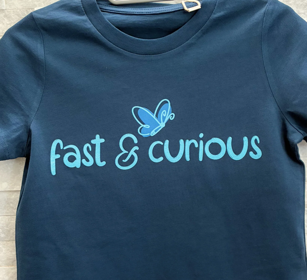 T-Shirt fast and curious